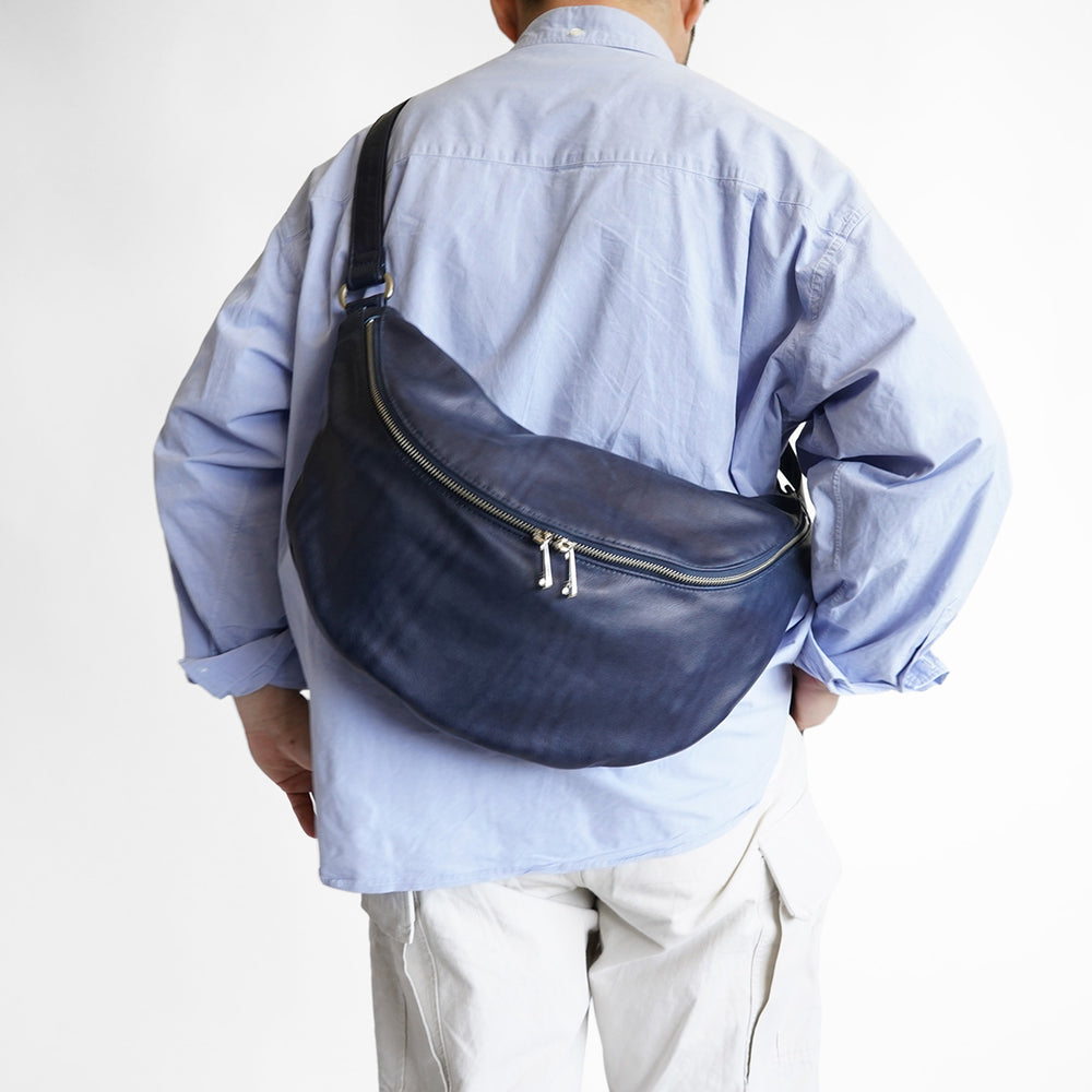 INDIGO -藍染めレザー- MOON SHOULDER BAG YNM1500